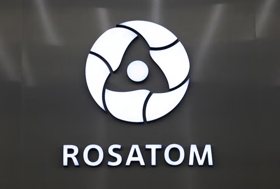 A view shows a board with the logo of Russian atomic energy agency Rosatom during the St. Petersburg International Economic Forum (SPIEF) in Saint Petersburg, Russia June 19, 2025. REUTERS/Anton Vaganov/File Photo