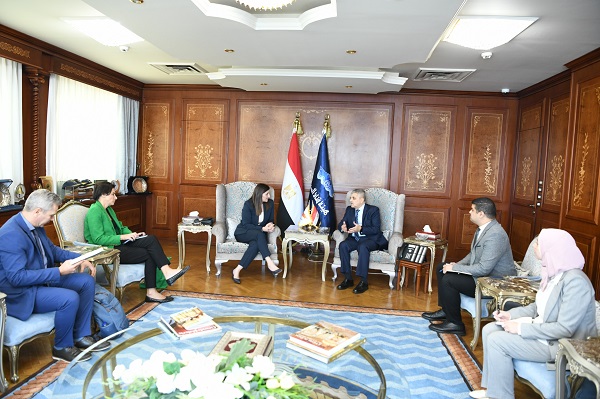 صورة مقال بحري