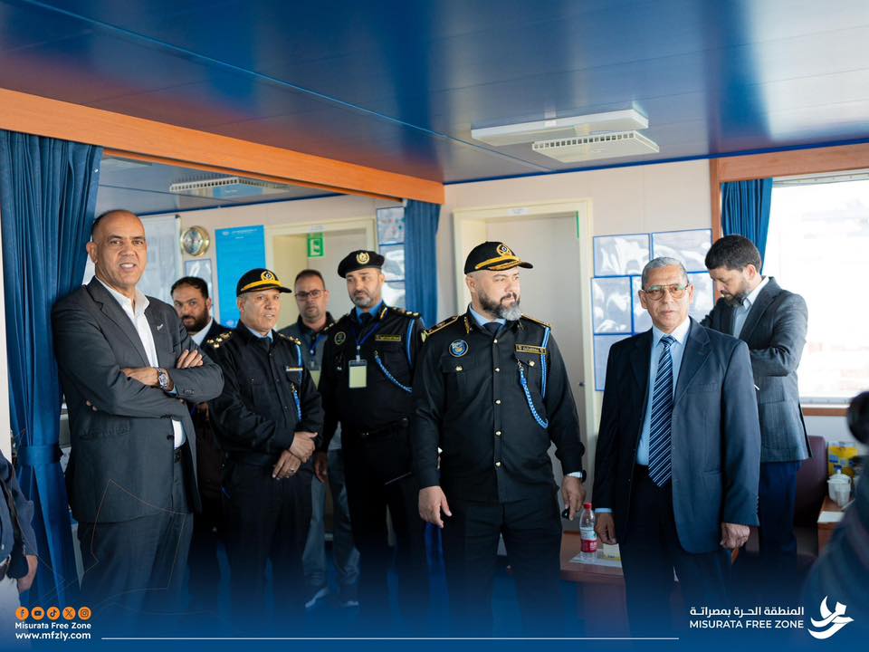 صورة مقال بحري