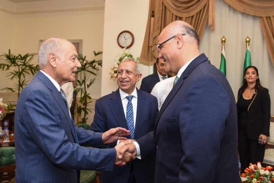 صورة مقال بحري