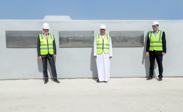 (from left to right) Michael Lund Hansen, CEO of CMA Terminals Khalifa Port; Saif Al Mazrouei, Chief Executive Officer - Ports Cluster, AD Ports Group; and Koen Van De Putte, Chief Operating Officer – NMDC; during the special ceremony marking the installation of the first 90-tonne block for the quay wall of the new CMA Terminals Khalifa Port.