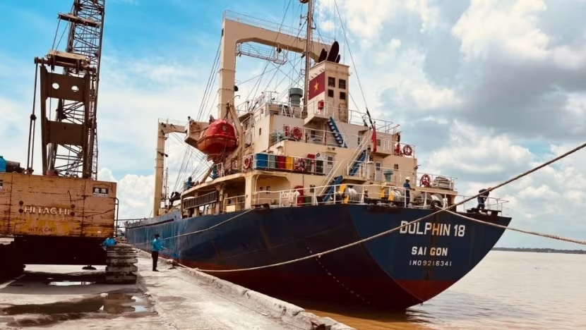 The Vietnam-registered freighter Dolphin 18. (Photo: Toanthang Shipping)