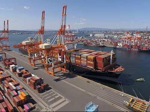 APM Terminals Japan in Yokohama is the closest terminal to the entrance of Tokyo Bay