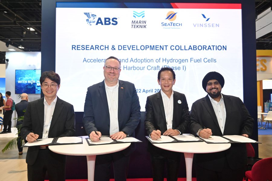 Photo Caption (L to R): Chil Han Lee, CEO of VINSSEN International; Patrick Ryan, ABS Senior Vice President and Chief Technology Officer; Alex Wong, General Manager of Marinteknik; and Prabjot Chopra, SeaTech Solutions International Vice President of Technology, at 2026 Singapore Maritime Week