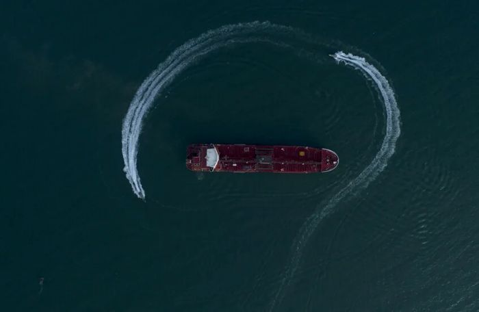 صورة مقال بحري