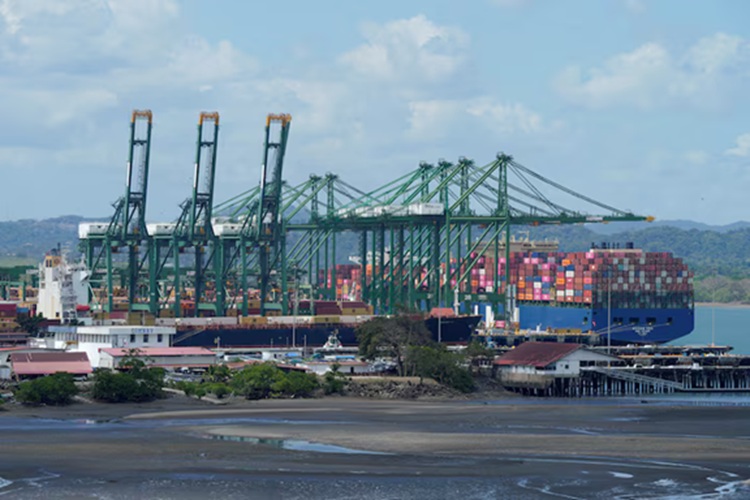 A view of the Balboa Port is pictured from Panama City, Panama, March 4, 2025. REUTERS/Enea Lebrun/File Photo