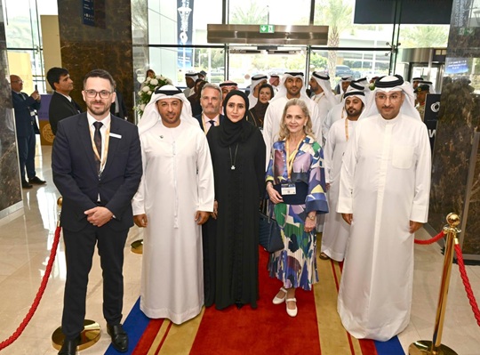  (l to r): Chris Morley, Managing Director, Seatrade Maritime, part of Informa Markets; Abdulla bin Damithan, CEO & Managing Director DP World GCC; Andrew Williams, President, Seatrade Maritime; H.E. Eng. Hessa Al Malek, Senior Advisor to the Minister of Energy and Infrastructure, UAE Ministry of Energy and Infrastructure; H.E Lisa Mae Mastellari Vega, Ambassador of Panama to the UAE; and H.E Bader Hood Al Mahmood, Undersecretary for Ports and Maritime Affairs at the Ministry of Transportation and Telecommunications, Kingdom of Bahrain.