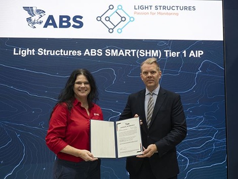 Photo Caption (L to R): Leile Froufe, ABS Vice President, Engineering, presented an ABS AIP certificate to Niklas Hallgren, CEO of Light Structures, at the 2025 Offshore Technology Conference in Houston, Texas.