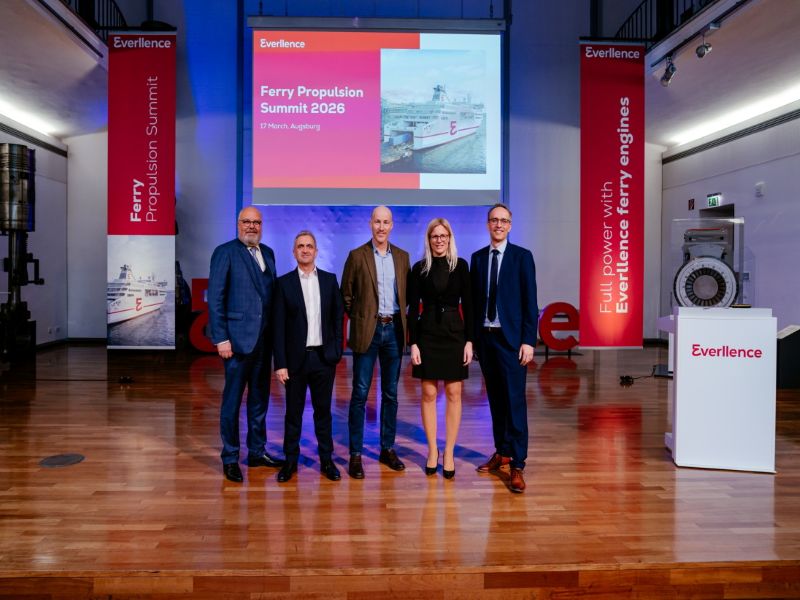 Lex Nijsen – VP, Head of Marine Europe & the Americas; Dr Uwe Lauber – CEO; Ed Hooper – Head of Fleet Renewal, BC Ferries; Marita Krems – SVP, Head of Four-Stroke Marine & License; Thomas Huchatz – Global Manager, Ferries