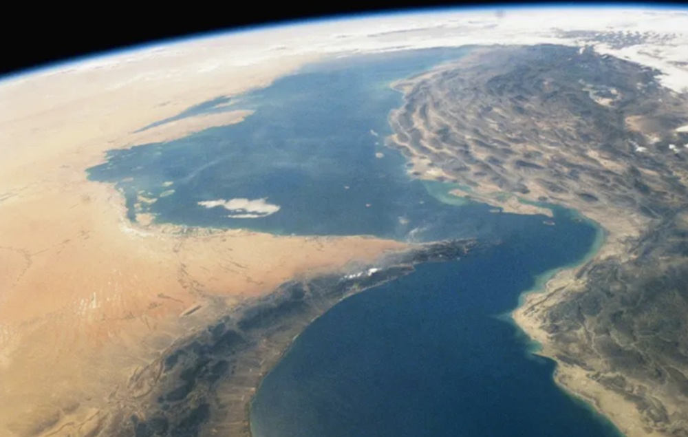 صورة مقال بحري